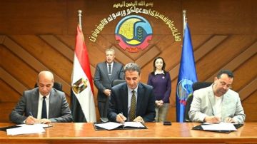 محافظ البحيرة تشهد توقيع بروتوكول تعاون لإنشاء أول مدرسة داخل مصنع بفرهاش