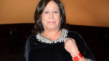 ابنة حياة الفهد تكشف تطورات حالتها الصحية بعد عودتها إلى الكويت