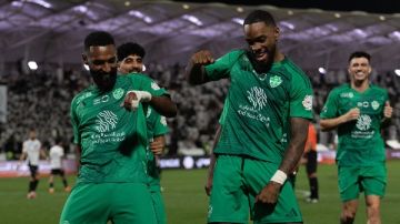 إيفان توني بين ذهب السعودية وحلم المونديال .. هداف الأهلي يفتح باب البريميرليج ويؤكد: لا أريد الاكتفاء بالراتب