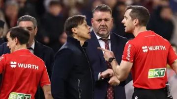 إيقاف ألميدا مدرب إشبيلية 7 مباريات بعد واقعة ألافيس إيقاف ألميدا مدرب إشبيلية 7 مباريات بعد واقعة ألافيس