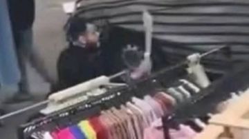 بعد القبض على أصحاب فيديو خناقة العريش وبحوزتهم الأسلحة.. هذه عقوبتهم بالقانون