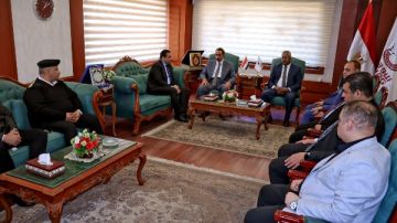 محافظ سوهاج يستقبل مدير الأمن للتهنئة بتوليه المنصب الجديد محافظ سوهاج يستقبل مدير الأمن للتهنئة بتوليه المنصب الجديد