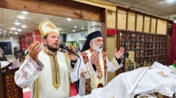 الأنبا باسيليوس يترأس قداس خدمة الابن الشاطر بكنيسة العذراء ومار يوحنا بمنسافيس