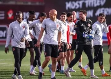 توروب يريح لاعبي الأهلي استعدادا لمواجهة الجيش الملكي