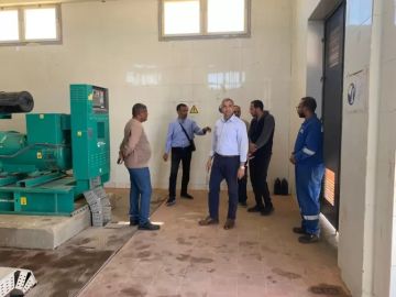 رئيس مياه البحر الأحمر يتفقد محطات التحلية والرفع في حلايب وأبورماد رئيس مياه البحر الأحمر يتفقد محطات التحلية والرفع في حلايب وأبورماد