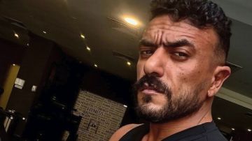 من الجيم.. العوضي يشارك جمهوره صورا من كواليس علي كلاي