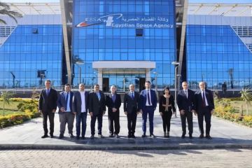 وكالة الفضاء المصرية تبحث آفاق التعاون المشترك مع شركة سيتال الإيطالية SITAEL وكالة الفضاء المصرية تبحث آفاق التعاون المشترك مع شركة سيتال الإيطالية SITAEL