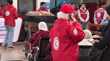 الهلال الأحمر يستعد لتقديم الخدمات الإنسانية للمرضى والمصابين الفلسطينيين الوافدين إلى مصر