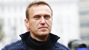 خمس دول أوروبية تتهم موسكو بتسميم المعارض الروسي نافالني بمادة نادرة خمس دول أوروبية تتهم موسكو بتسميم المعارض الروسي نافالني بمادة نادرة