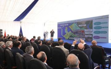 كامل الوزير: تطوير ميناء دمياط يعزز تنافسية الموانئ المصرية بالمتوسط