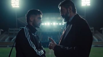 مسلسل سوا سوا الحلقة 8.. خالد كمال يبتز أحمد مالك حتى ينقذ هدى المفتي