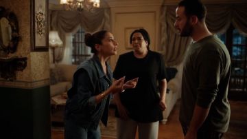 مواجهة ساخنة جدا بين دينا الشربيني وشقيقها في اتنين غيرنا