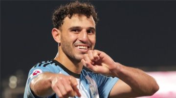 حمدي فتحي يمنح الوكرة فوزا قاتلا على الأهلي في الدوري القطري