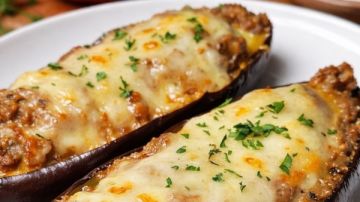لعزومات رمضان.. طريقة عمل باذنجان محشي باللحمة والجبنة لعزومات رمضان.. طريقة عمل باذنجان محشي باللحمة والجبنة