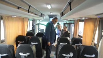 مزودة بإنترنت وشاشات.. تسليم 3 أتوبيسات للنقل الجماعي بقنا التفاصيل الكاملة