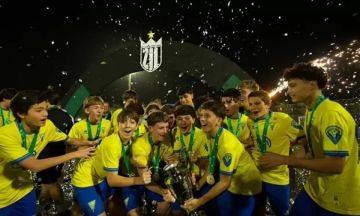 إستوريل البرتغالي يتوج بلقب دوري زد للناشئين تحت 15 عاما إستوريل البرتغالي يتوج بلقب دوري زد للناشئين تحت 15 عاما