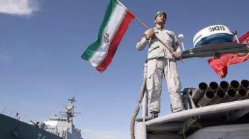 الحرس الثوري الإيراني يحتجز سفينتين في مياه الخليج