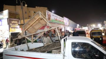 حملات بأسواق وشوراع مدينة أسوان ترفع أكثر من 250 حالة إشغال