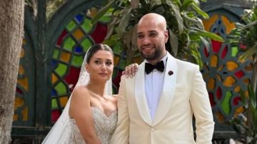 زوجة حاتم صلاح تحتفل بعيد ميلاده وتعلق: كل سنة وأنا مطمنة إن قلبي في إيد أمينة