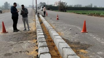 قرار عاجل بشأن الفتحات العشوائية على رافد الطريق الدولي بكفر الشيخ صور قرار عاجل بشأن الفتحات العشوائية على رافد الطريق الدولي بكفر الشيخ صور