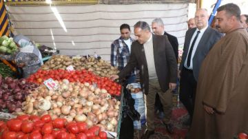 محافظ الشرقية يفتتح معرض أهلا رمضان بمنيا القمح بتخفيضات 30 ٪