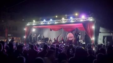 مصر تصنع السعادة في غزة.. إحياء أجواء رمضان بحفلات ترفيهية والفلسطينيون يشيدون بقوة الدراما المصرية فيديو وصور مصر تصنع السعادة في غزة.. إحياء أجواء رمضان بحفلات ترفيهية والفلسطينيون يشيدون بقوة الدراما المصرية فيديو وصور