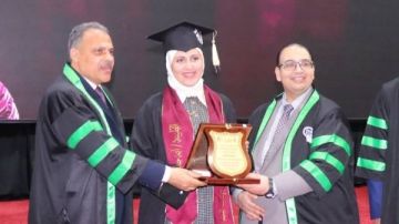 الدفعة السادسة.. محافظ الشرقية يشهد فعاليات حفل تخرج طب كفر الشيخ صور