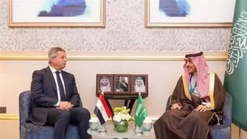 رئيس المجلس الأعلى للإعلام يلتقى وزير الإعلام السعودى لبحث سبل التعاون رئيس المجلس الأعلى للإعلام يلتقى وزير الإعلام السعودى لبحث سبل التعاون