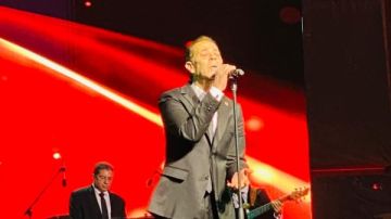 مدحت صالح وعمرو سليم بين الرومانسية والطرب فى عيد الحب بـ الأوبرا مدحت صالح وعمرو سليم بين الرومانسية والطرب فى عيد الحب بـ الأوبرا