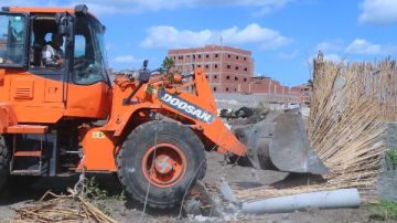 بمساحة 800 متر مربع.. تنفيذ 10 قرارات إزالة في كفر الشيخ صور بمساحة 800 متر مربع.. تنفيذ 10 قرارات إزالة في كفر الشيخ صور