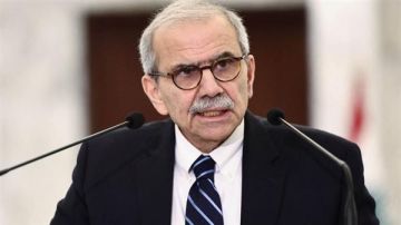 رئيس الوزراء اللبناني يرفض موقف حزب الله تجاه إيران: لن ننجر إلى الصراع رئيس الوزراء اللبناني يرفض موقف حزب الله تجاه إيران: لن ننجر إلى الصراع