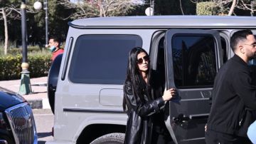 ريم سامي أول الحاضرين في جنازة والد مي عمر