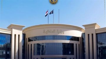 ضبط مكتبتين لبيع كتب خارجية ومطبوعات دون ترخيص بالقاهرة والجيزة