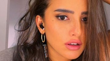 أجواء مليئة بالفرح.. زينة تحتفل بعيد ميلادها بصحبة الأصدقاء