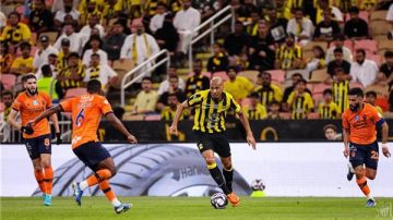 الاتحاد يحقق فوزا مثيرا على الفيحاء في اللحظات الأخيرة بالدوري السعودي