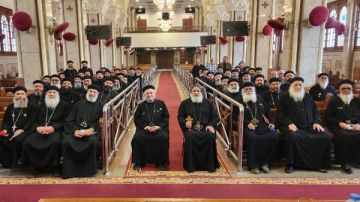 القمص داود لمعي في لقاء روحي مع مجمع كهنة إيبارشية حلوان