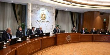 حكومة مصر توافق على 11 قرارا أبرزها قانون مكتبة الأزهر الشريف