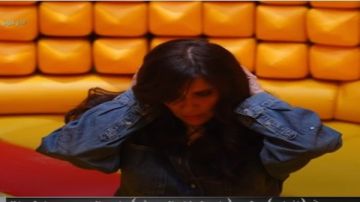 رامز جلال لـ غادة عادل: إحنا هنفرفشك ونعنشك وهتاخدي دش كمان رامز جلال لـ غادة عادل: إحنا هنفرفشك ونعنشك وهتاخدي دش كمان