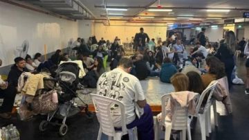 إعلام عبري: امتلاء الملاجئ في غوش دان عقب وابل صواريخ إيرانية