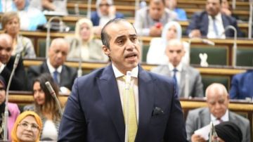 محمود فوزي: الطب هو وسيلة الدولة لكفالة حق الرعاية الصحية للمواطنين محمود فوزي: الطب هو وسيلة الدولة لكفالة حق الرعاية الصحية للمواطنين