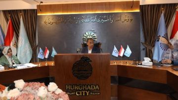 تخصيص أراض لإنشاء مراكز إيواء للكلاب الحرة في الغردقة