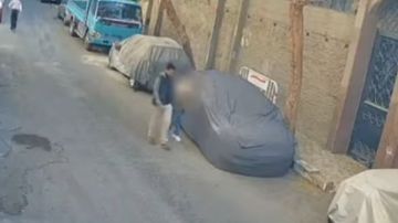 ضبط المتهم في واقعة التحر.ش بفتاة بشوارع سوهاج بعد تداول فيديو الواقعة ضبط المتهم في واقعة التحر.ش بفتاة بشوارع سوهاج بعد تداول فيديو الواقعة