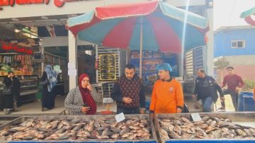 محافظ الدقهلية: متابعة يومية للأسعار والتخفيضات بالمعرض الدائم للسلع الغذائية بحي غرب محافظ الدقهلية: متابعة يومية للأسعار والتخفيضات بالمعرض الدائم للسلع الغذائية بحي غرب