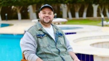 مدحت تيخا: عائلة مصرية جدا دراما إجتماعية تعيد الإعتبار لقيمة الرسالة في رمضان