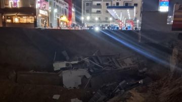 مشهد مرعب .. لحظة هبوط أرضي مفاجئ داخل بنزينة في التجمع