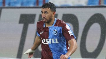 الغندور: تريزيجيه كان بيلاعب البنك الأهلي لوحده تقريبا