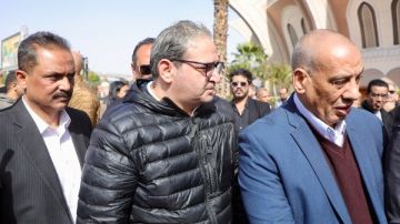 رئيس تحرير صدى البلد يشارك في تشييع جنازة شقيقة النائب محمد أبو العينين رئيس تحرير صدى البلد يشارك في تشييع جنازة شقيقة النائب محمد أبو العينين