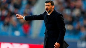 فبراير الإقالات في دوري روشن.. سباق الزمن يلتهم المدربين ويحول الدكة إلى أكثر المقاعد سخونة في السعودية