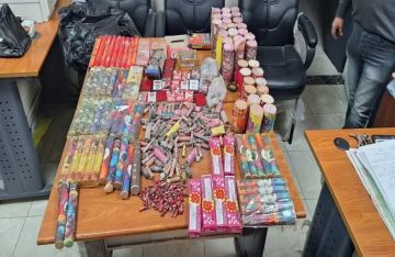 مصادرة 2375 صاروخ ألعاب نارية معروضة للبيع في الغربية