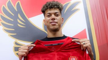 أحمد سليمان عن إمام عاشور: مافيش لاعب مقيد يقول مش مسافر